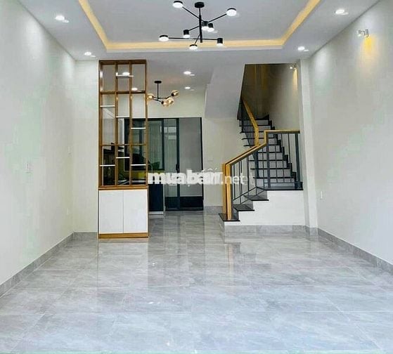 Bán nhà 4x10m, Tỉnh Lộ 10, gần chợ Bà hom cũ, Quận BT