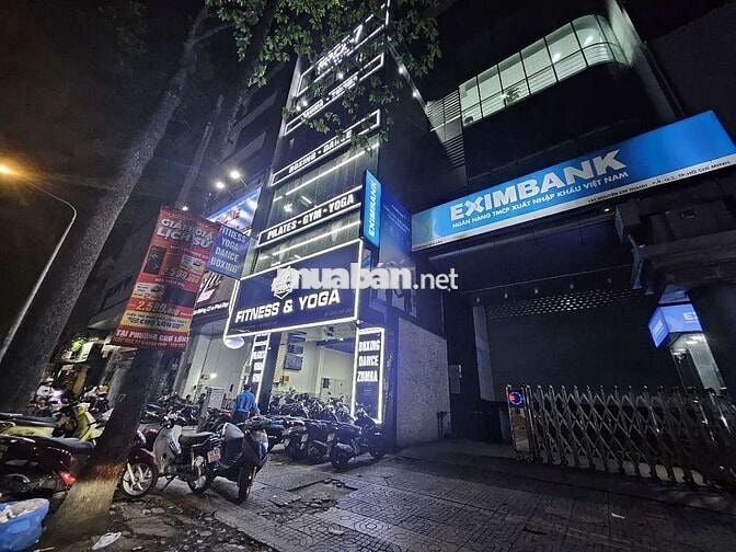 CẦN BÁN GẤP MẶT TIỀN 135E NGUYỄN CHÍ THANH, P9, Q5 DT: 7×30M GIÁ 68 TỶ