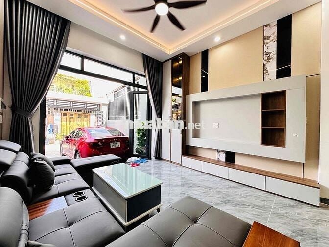 BÁN NHÀ TDM - PHÚ HOÀ 100% mới 4x30 - sân rộng