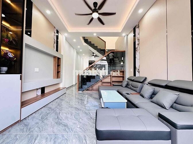 BÁN NHÀ TDM - PHÚ HOÀ 100% mới 4x30 - sân rộng