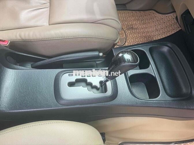 Toyota Fortuner 7 chỗ Tự động Xăng Bạc 1 chu mua m
