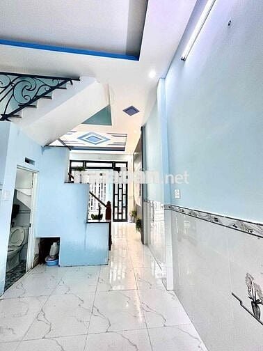 Nhà nằm ngay xã Mỹ Hạnh-Hóc Môn, diện tích 4x9 giá chỉ 855 triệu