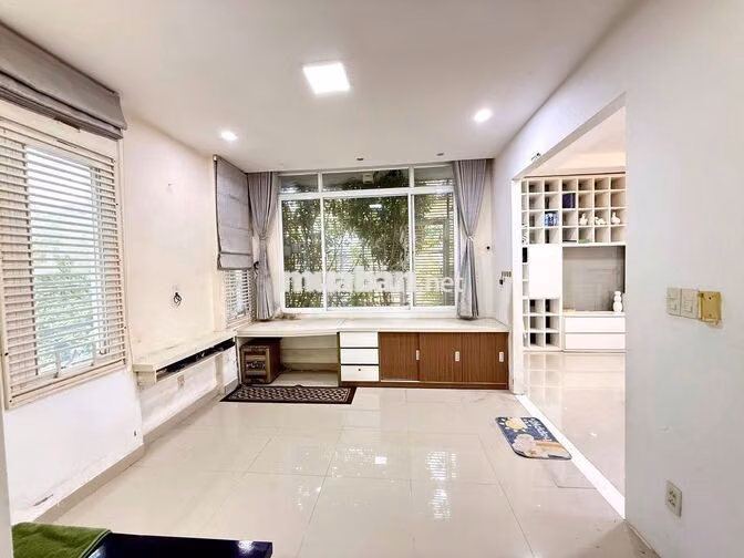 Phòng Rộng 50m2 - Full NT - Góc 2 Mặt Tiền - Cửa Sổ Đón Nắng