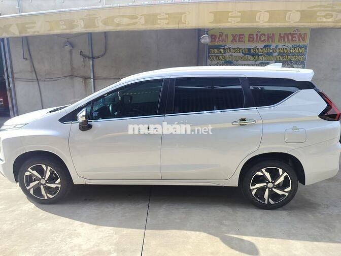 Bán xe Xpander premium 2023 màu trắng chính chủ