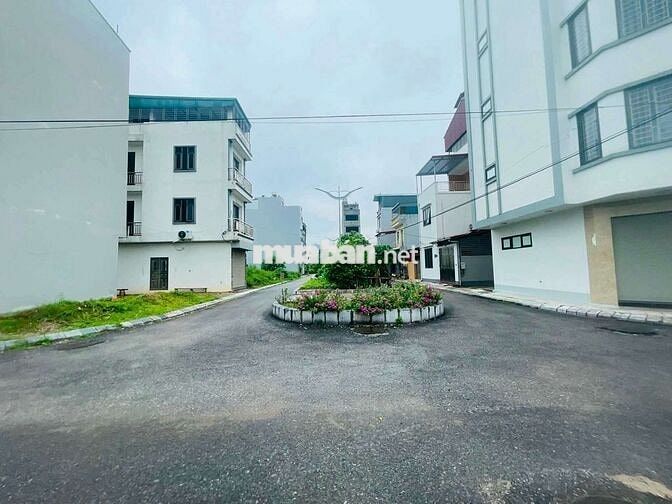 Nhà Mặt Tiền TĐC Thượng Thanh–90m² – Ô Tô Tránh–Làm Kho, Chỉ 10 Triệu