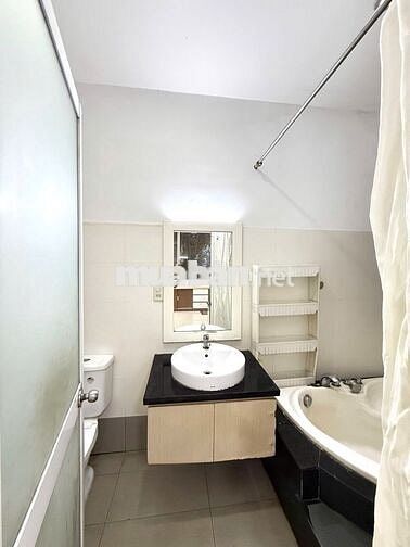 Phòng Rộng 50m2 - Full NT - Góc 2 Mặt Tiền - Cửa Sổ Đón Nắng