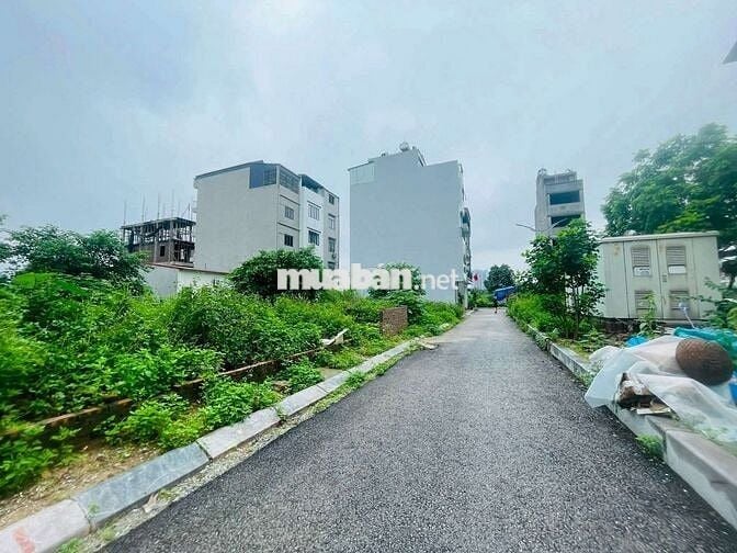 Nhà Mặt Tiền TĐC Thượng Thanh–90m² – Ô Tô Tránh–Làm Kho, Chỉ 10 Triệu