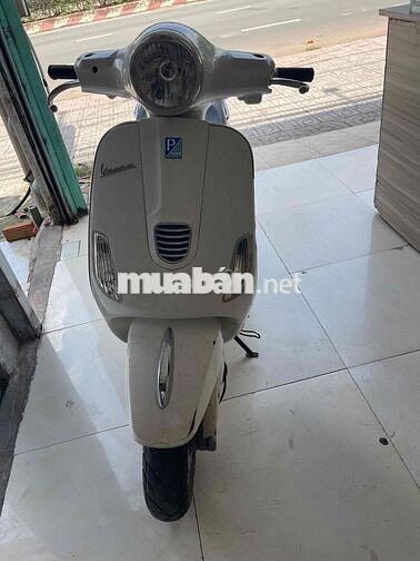Piaggio Vespa 2013 Trắng