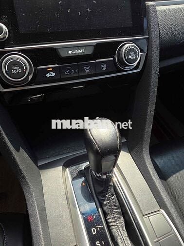 Honda Civic 1.8G 2020 80.000km Đen siêu đẹp