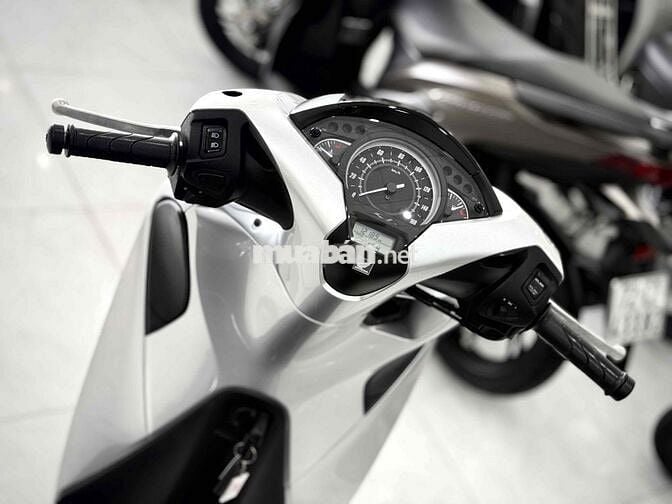SH125 2018 Lướt chính chủ ký  ( Hỗ trợ Trả GÓP )