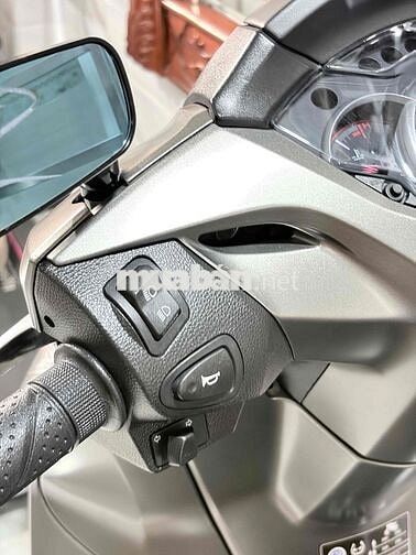 Honda SH 300i 2018 Vàng cát