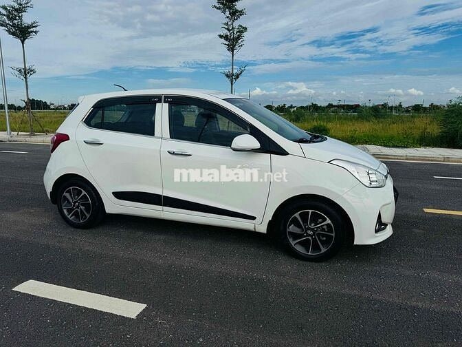 Hyundai i10 1.2AT GLS 2019 Trắng Tự động