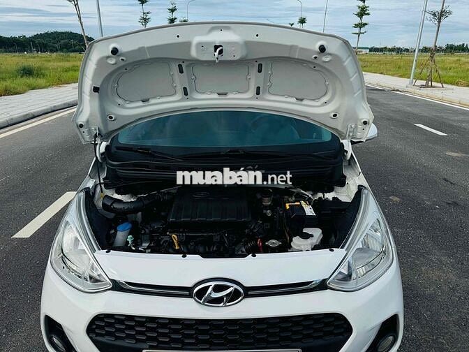 Hyundai i10 1.2AT GLS 2019 Trắng Tự động