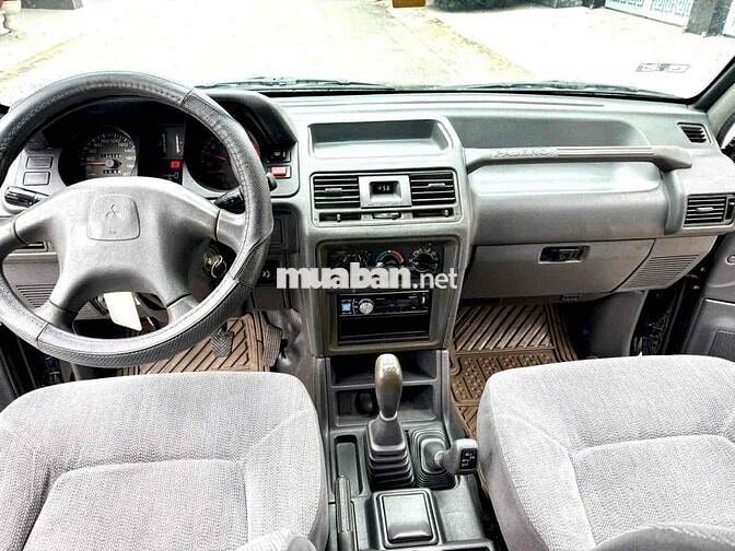 Mitsubishi Pajero V33VH 2006 Số sàn Đen