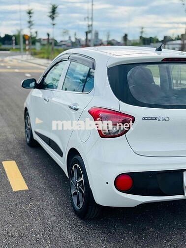 Hyundai i10 1.2AT GLS 2019 Trắng Tự động
