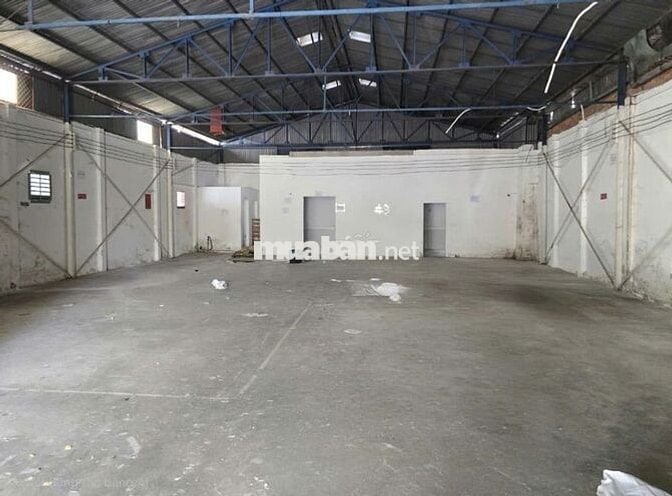 CHO THUÊ GẤP KHO,XƯỞNG 300M² GIÁ 25TR/T ĐƯỜNG XE CÔNG 40F 