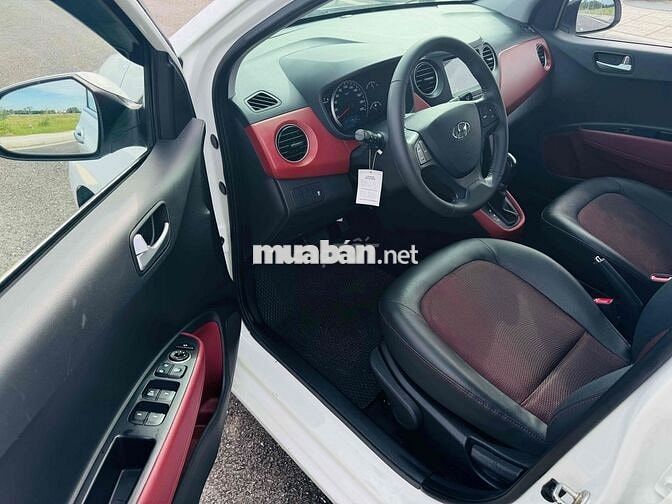 Hyundai i10 1.2AT GLS 2019 Trắng Tự động