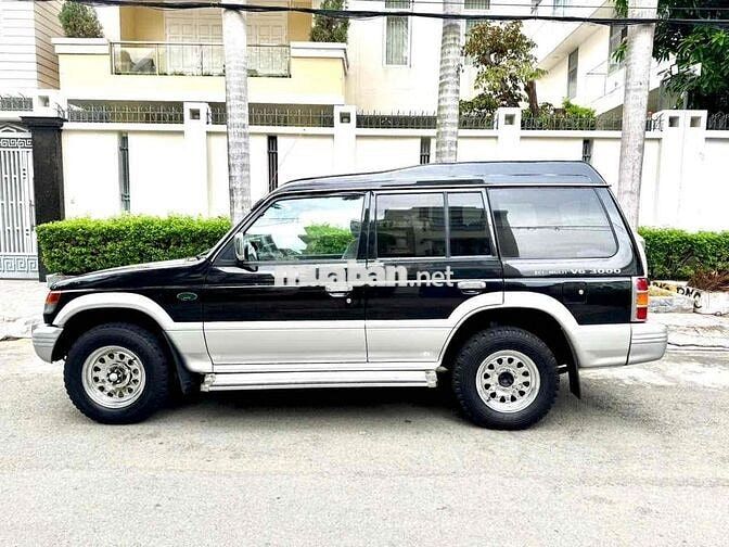 Mitsubishi Pajero V33VH 2006 Số sàn Đen