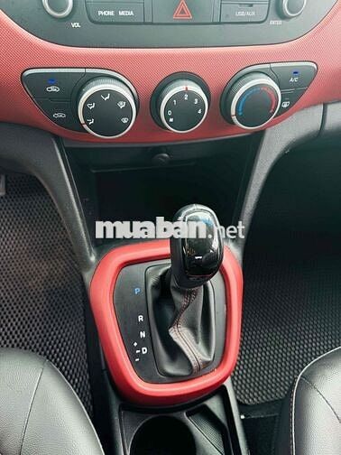 Hyundai i10 1.2AT GLS 2019 Trắng Tự động