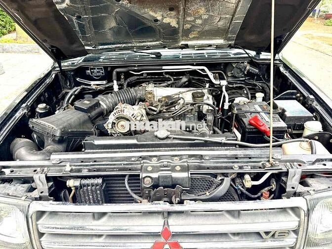 Mitsubishi Pajero V33VH 2006 Số sàn Đen