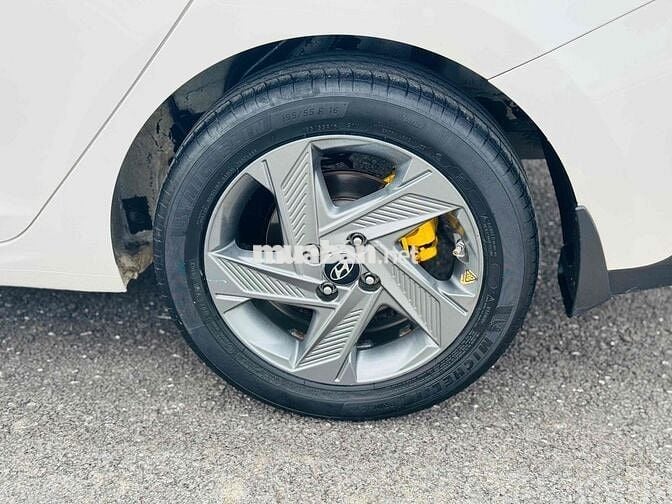 Hyundai Accent 1.4AT ATH 2021 Trắng
