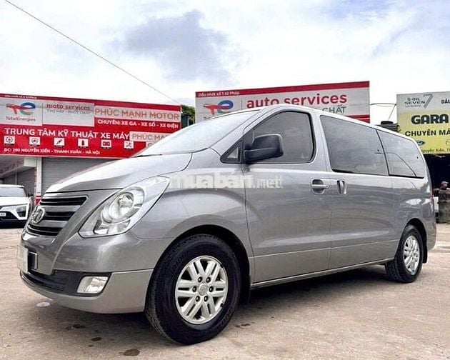 Hyundai Grand Starex 2016 Ghi 9 chỗ Số sàn