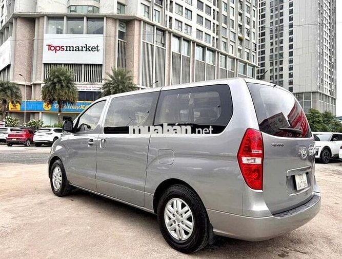 Hyundai Grand Starex 2016 Ghi 9 chỗ Số sàn