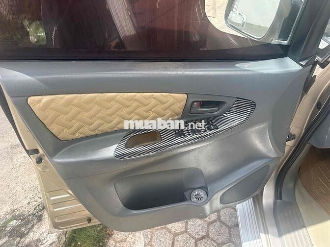Toyota Innova J 2009 Vàng cát 7 chỗ