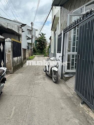 Nhà Phường Tân Vạn cũ dtsd 120m2 hẻm xe hơi