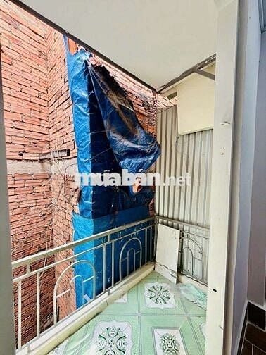 CHỈ 1 TỶ NHỈNH- CÓ NHÀ 3 TẦNG- SỔ RIÊNG Q4 - 2PN