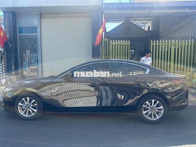 Mazda Mazda 3 luxury Đen Thể thao