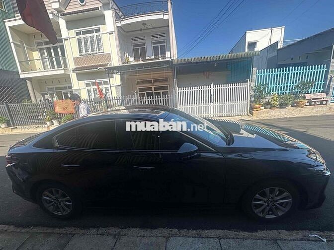 Mazda Mazda 3 luxury Đen Thể thao