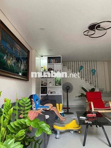 HXH 3pn3wc 55m2 hẻm lê đức thọ p17