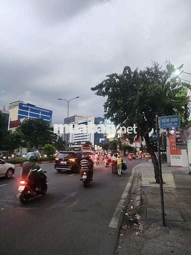 CHÍNH CHỦ - CĂN GÓC MT CỘNG HOÀ - KẾ ETOWN - NGAY CỔNG SÂN BAY T3