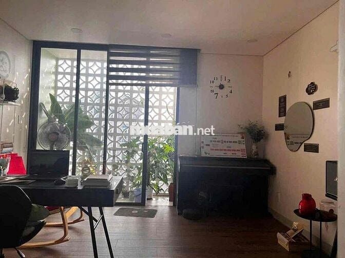 HXH 3pn3wc 55m2 hẻm lê đức thọ p17