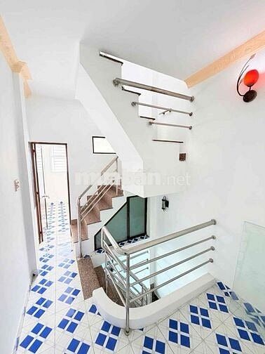 BÁN GẤP NHÀ TRẦN VĂN QUANG TÂN BÌNH DT 2.4x9.5m2 CHỈ 3.35Ty