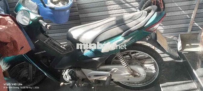 Honda Wave Xanh Xăng