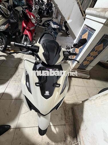 Honda Vario 160 2024 Trắng 24 km