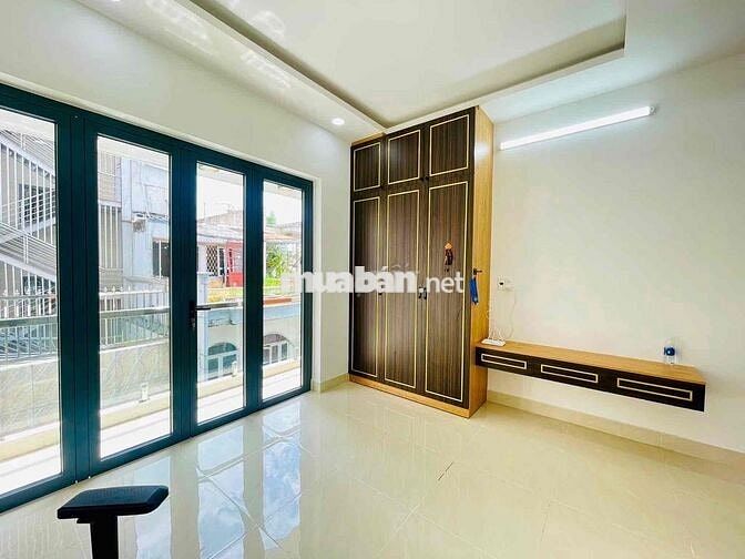 NGAY BỐN XÃ GIÁP TÂN PHÚ-5 TẦNG Ô TÔ NGỦ NHÀ-CHỈ HƠN 7Đ