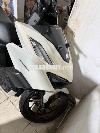 Honda Vario 160 2024 Trắng 24 km