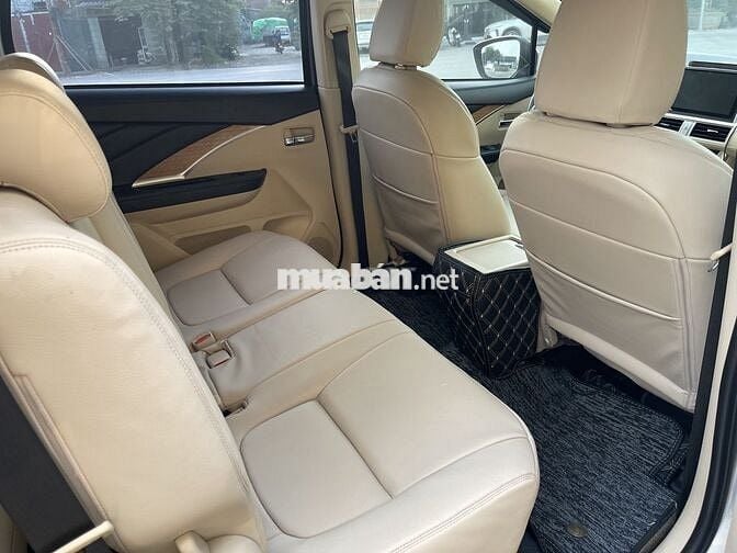 Mitsubishi Xpander 2018 Bạc Vài vạn km