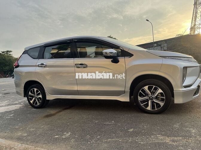 Mitsubishi Xpander 2018 Bạc Vài vạn km