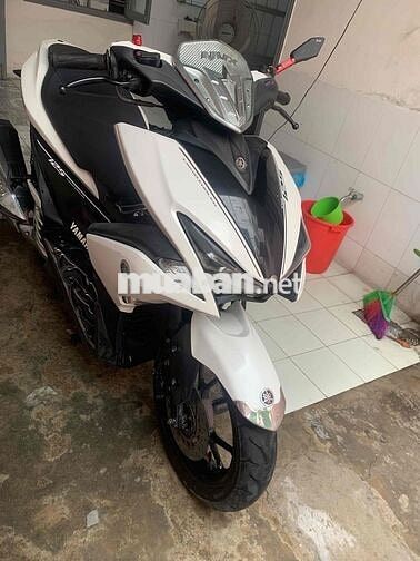 Yamaha NVX 2018 Trắng Xăng E10