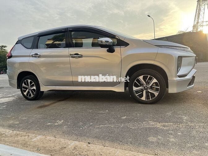 Mitsubishi Xpander 2018 Bạc Vài vạn km
