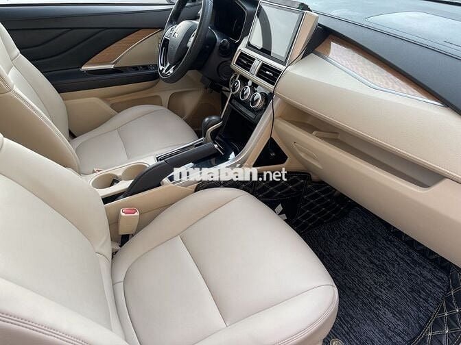 Mitsubishi Xpander 2018 Bạc Vài vạn km