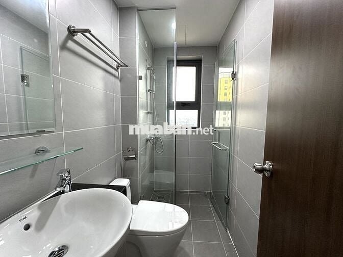 Cho thuê căn góc Bcons City 2PN 2WC ngay Làng Đại Học 