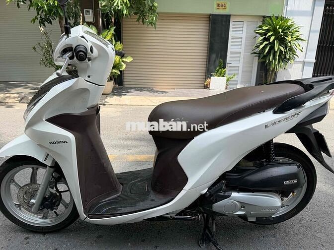 Honda Vision 2018 Trắng Zin Đẹp Bs Thành Phố