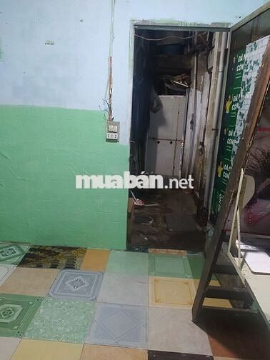 Phòng trọ 10m2 chung chủ, trệt, có gác, tolet trong phòng Q.Tân Phú