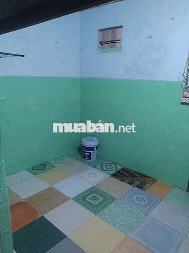 Phòng trọ 10m2 chung chủ, trệt, có gác, tolet trong phòng Q.Tân Phú