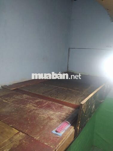 Phòng trọ 10m2 chung chủ, trệt, có gác, tolet trong phòng Q.Tân Phú